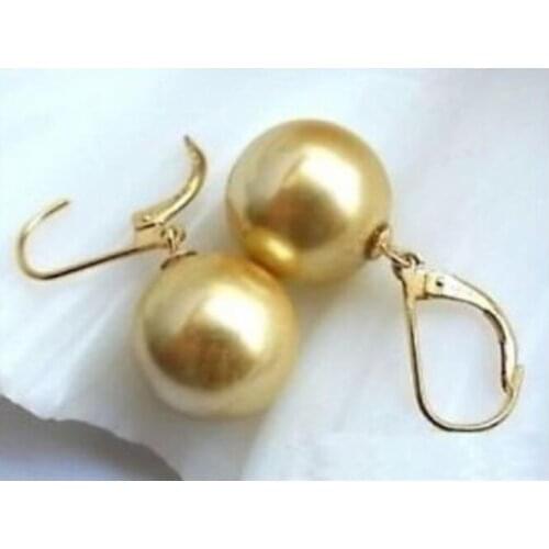 Charming AAA-10mm-natural-shell-pearl-earring