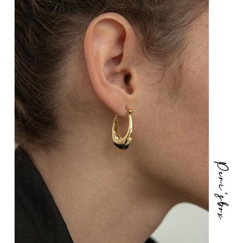 PerisBox 2 Size Gold Silver Color U Shape Geometric Earrings Hollow Thick Hoop Earrings for Women Elegant Minimalist Earrings