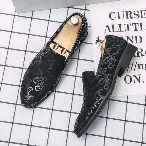 Mens Slip on Dress Shoes PU Leather Pointed Toe Suits Shoes Breathable Oxfords Shoes Comfortable Fashion Business Shoes