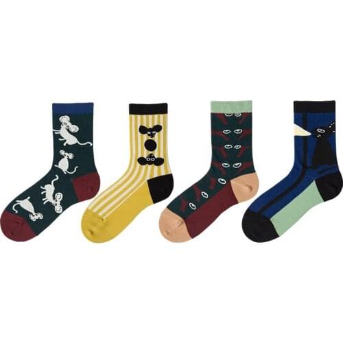 New Arrivals Crew Socks Stylish Custom Cotton Socks Wholesale Unisex Painting Socks