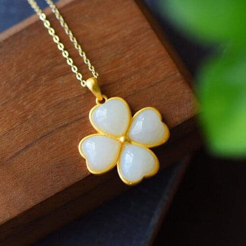 Natural Hotan white jade lucky grass heart-shaped pendant necklace Chinese style retro palace light luxury Christmas gift