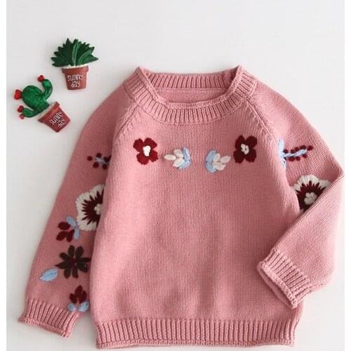 Round neck sweater 2019 new hand-embroidered knitted baby girl baby cute flowers baby girl winter baby girl casual sweater