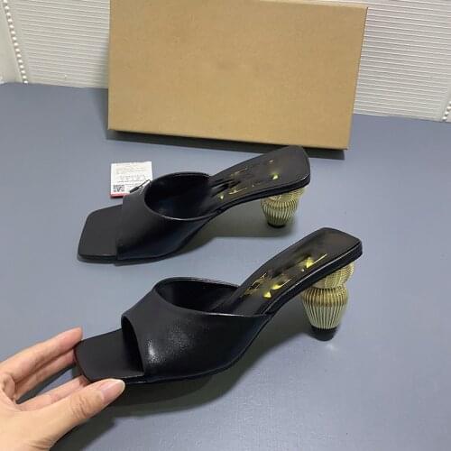 LMCAVASUN Summer New Style Ladies Mid Heel Sandals Solid Color Open Toe Slippers Square Head Womens Shoes Outdoor Plus Size 40