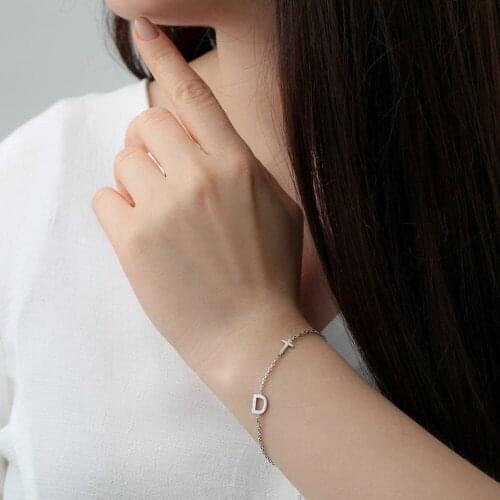 MumuXing Personalized Stainless Steel Bracelet Customized Initials Name Ladies Simple Fashion Jewelry Exquisite Gift Anniversary