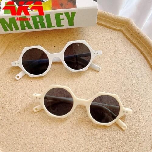 AKAgafas Polygonal Sunglasses Women New 2021 Vintage Small Sun Glasses for Men Rice Nail Ocean Punk Shades for Women Wholesale