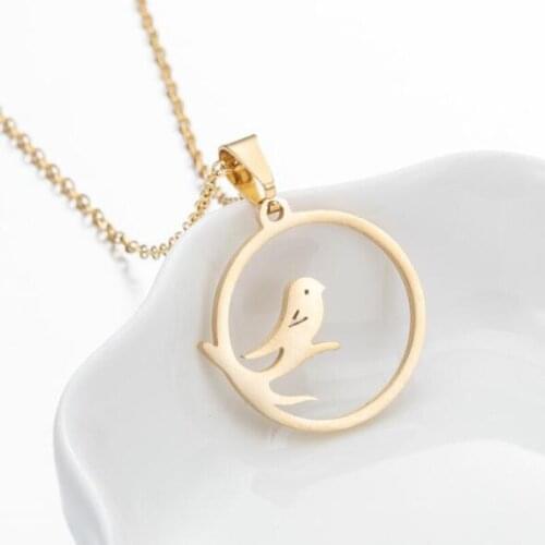 WANGAIYAO new cute animal bird wild clavicle chain geometric round stainless steel bird necklace pendant commemoration day creat
