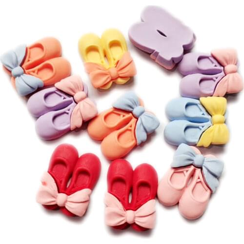 Cute Mini Resin Shoes Flat Back Charm Popular Phone Case Decorations Headwear Accessory