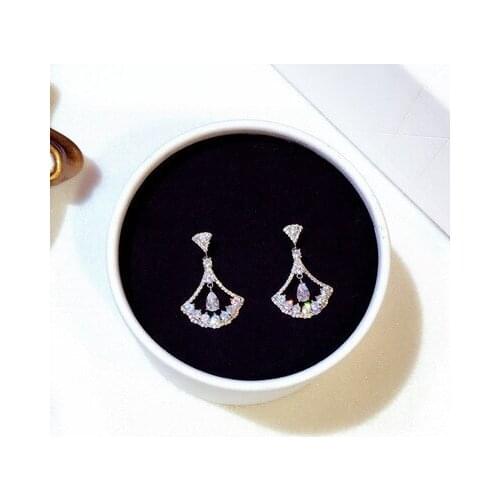 Exquisite Fashion Jewelry S925 Silver Needle Scallop Zircon Hollow Earrings Zircon Womens Earrings Earring Charm