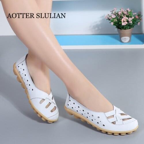 AOTTER SLULIAN Women's Moccasins