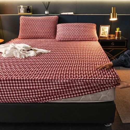 Good Quality Thicken Velvet Quilted Mattress Cover Short Plush All-inclusive Twin Customized Bed Cover Not Included Pillowcase