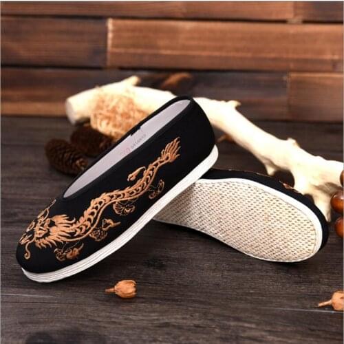 Hand made layers Fabric Flat old Beijing Cotton shoes Unisex embroidered Gold Silver Dragon shoes exercise spring summer shoes