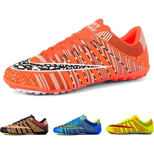 2021 New Soccer Shoes For Men Football Boots Kids High Ankle Soccer Cleats Waterproof Sport Sneakers Broken Nail Training Shoes