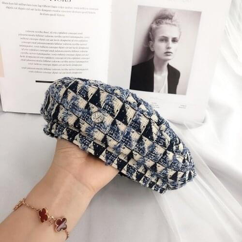 Temperament fashion retro classic Brand Letter C style Fashion Vintage Womenr Hat Beret Cap Korean Painter Newsboy Navy Cap
