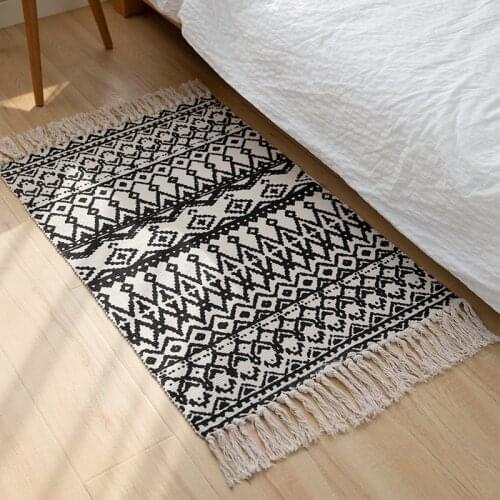 Retro Bohemian Hand Woven Cotton Linen Carpets Window Bedside Rug Geometric Floor Mat Living Room Bedroom Carpet Home Decor