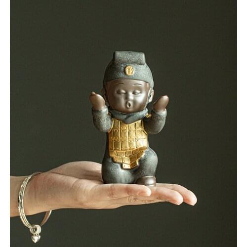 Ceramic tea pet Chinese purple sand tea table terracotta decorations cute little pottery pen holder