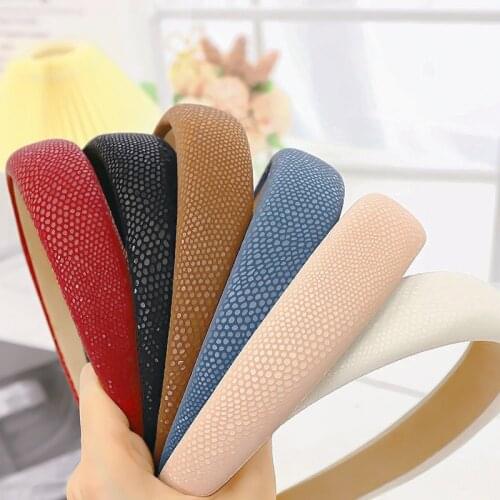 2021 New PU Leather Solid Color Retro Sponge Ladies Hair Accessories Simple Spotted Girl Headband
