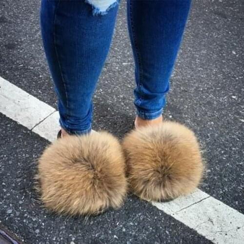 Hot Sales Girls Mixed Colors Fluffy Fur Slippers Women Plush Warm Fur Home Slides Ladies Amusing Furry Flat Flip Flops Custom