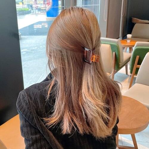 Korean New Hair Claw Barrettes For Women Fashion Girl Metal Geometric Hollow Out Headwear Hair Accessories Crab Hair Clip