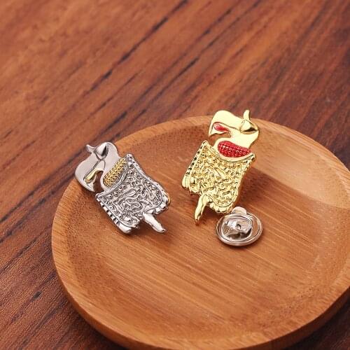 Intestinal Tract Medical Brooches Badge Intestines Enamel Pins Doctor Nurse Charms Medical School Jewelry Graduation Gifts