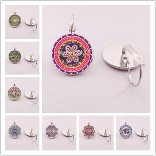 New Alien Charm Mandala Art Picture Earrings Henna Crystal Earrings Yoga Om Symbol Zen Buddhism Glass Earrings Womens Jewelry