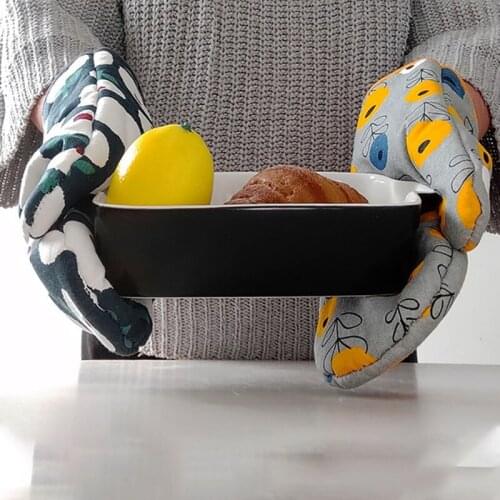 Microwave Glove Potholder Gloves Baking Heat Resistant Gloves BBQ Non-slip Insulation Oven Mitts Home Kitchen Baking Tool 2021