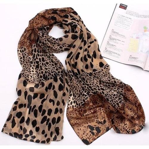 Women Chiffon Winter Scarf leopard Print Scarf Women Shawls And Scarves Best Party gift Foulards Muslim Hijab Sjaal