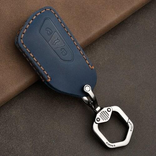 Genuine Leather Car Remote Key Case Cover For Volkswagen VW Golf 8 MK8 For Skoda Octavia Key Protector Shell Bag Accessories