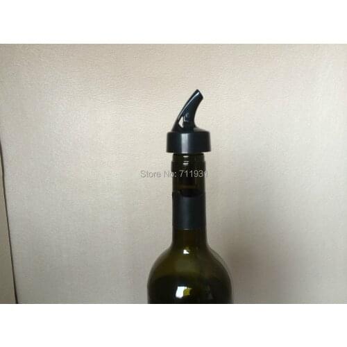 New! Factory direct free shipping plastic wine pourers 15pcs/lot liquid spout/pourer wine spout black on promotion bottle pourer