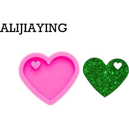 DY0405 Glitter shiny 3*4.4cm Love shape molds Keychain Silicone Mold for epoxy resin molds DIY necklace Pendant craf mould