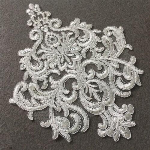 European High-end White Flower Patch Bone Line Bright Piece Neckline Lace Wedding Flower Patch Lace Side Accessories 29cm*22cm