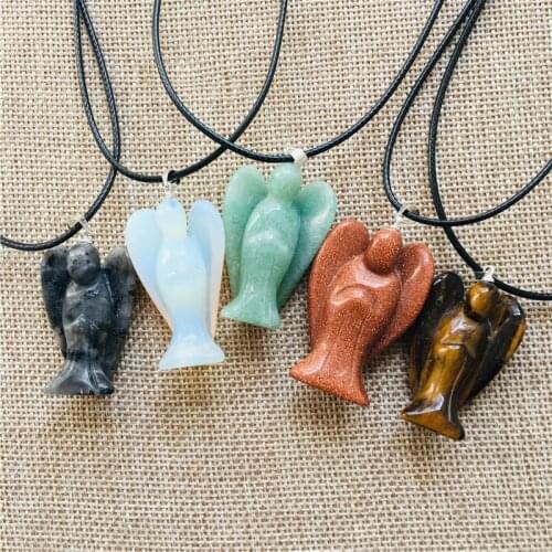 3.5-4cm Natural crystal carved crystal pendant