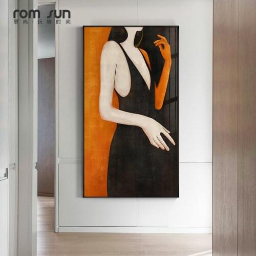Charming Girl with Sexy Dress Wall Art Canvas Painting Wall Pictures for Living Room Bedroom and Aisle Vintage Style Painting