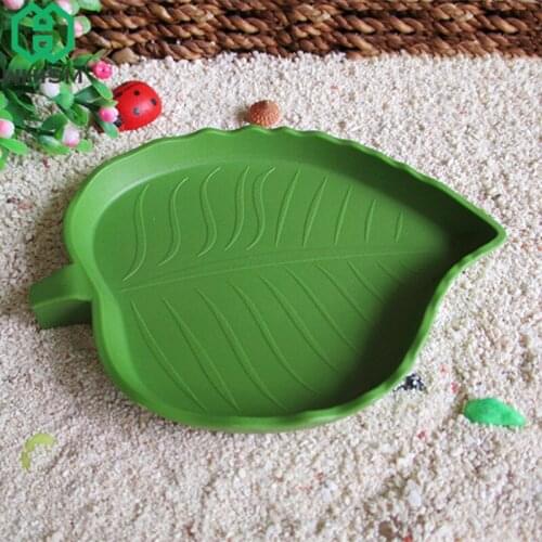 1pc Plastic Reptile Water Food Dish Bowl Leaf Shape Feeder Tortoise Lizard Water Fountain Reptiles Amphibians Feeding Supplies