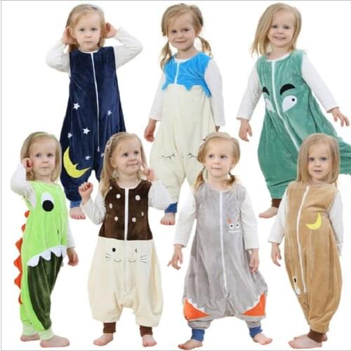 Winter ChildrenS One-Piece Pajamas Flannel Warm Material Cartoon Animal Pattern Zipper Opening Indoor ChildrenS Home Clothing