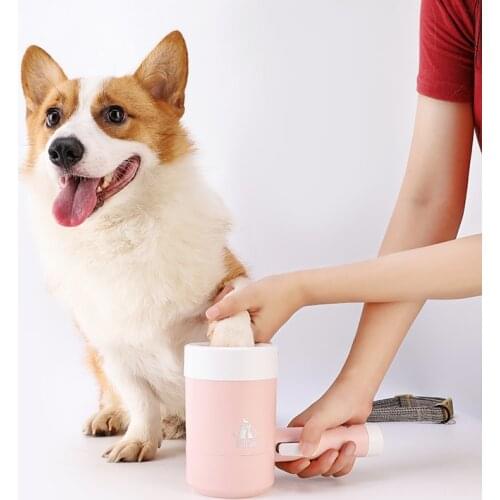 1Pcs Outdoor Portable Pet Dog Paw Cleaner Cup Soft Silicone Foot Washer Clean Dog Paws One Click Manual Quick Feet Wash Cleaner
