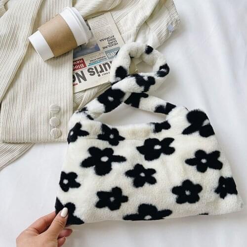 2021 INS Fashion Women Winter Plush Flower Pattern Small Shoulder Bags Female Underarm Bags Faux Fur Handbag Furry Fluffy bolsas