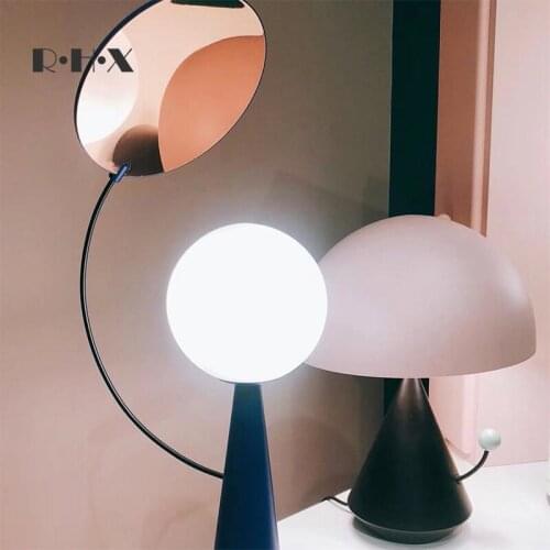 Post Modern Desk Lamp Originality Romantic Lovely Girl Children House Arts Hotel Personality Dream Mushroom Desk Lamp