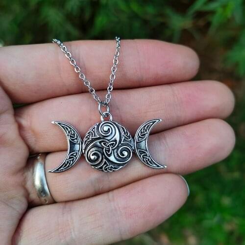 Celtics Trinity Necklace Witchy Moon Pendant Mysterious Power Spirit Jewelry