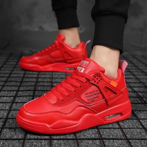 Breathable mens shoes versatile fashion shoes mens sports shoes Korean fashion casual shoes white daddy shoes