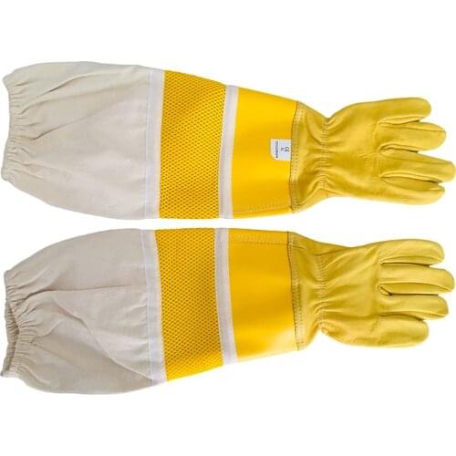 A pair Sheepskin bee proof gloves Bee proof gloves Mesh cut out breathable anti sting bee keeping gloves Beekeeping tools
