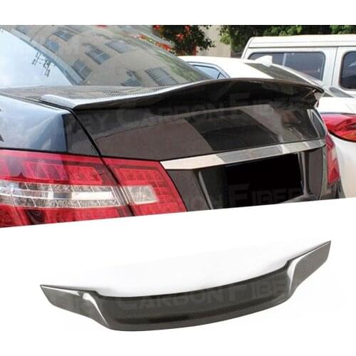For W212 Carbon Fiber Rear Spoiler For Mercedez Benz E Class E200 E260 E300 E350 Sedan E63 2010-2016 Bumper Boot Trunk Wing FRP