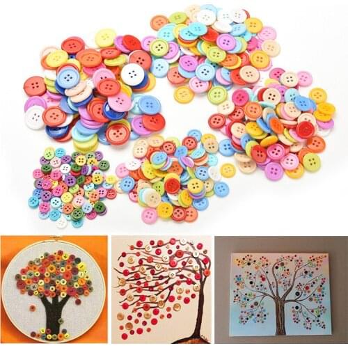 100 Pcs Children toys threading stitch buttons handmade toys puzzle game for children fine motor hand-eye coordination toys