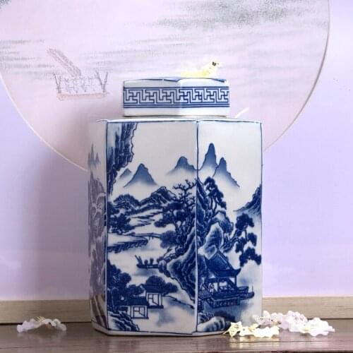 Blue And White Ceramic Antique Traditional Ginger Jar With Cover For Collection