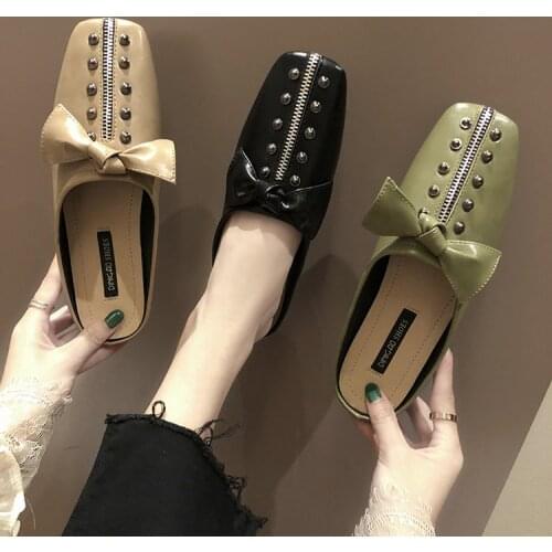 Korean version of the fashion wear bow rivet flat shoes lazy cool paddle Baotou half slippers women