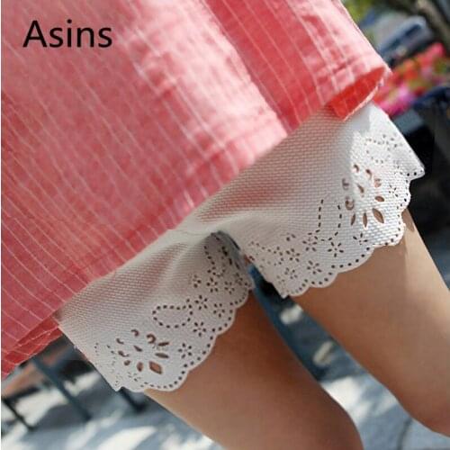 Asins women safety pants 2019 spring summer hot new flower hollow safety pants fashion wild anti-exposure sexy lace safety pants