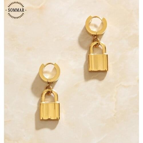 SOMMAR 2020 Newest Arrival 18KGP Gold color female lock and round wedding decoration earrings Jewerly