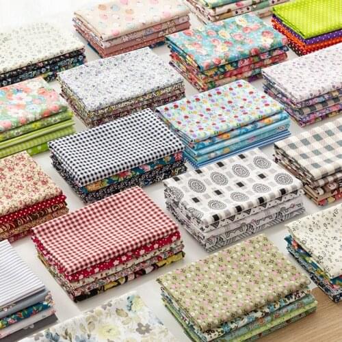 5Pcs 25*25cm Printed Cotton Fabrics Pre Cut Cloths DIY Patchwork Handmade Sewing Tilda Doll cloth Needlework Craft Material