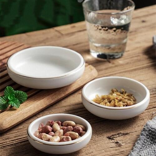 Korean ceramic kimchi dish round porcelain tableware for household daily sauce plate small golden rim shallow bowl snack bowl