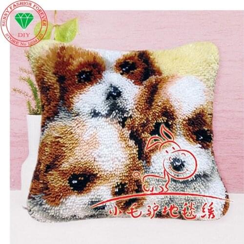Latch Hook Rug Kits Animla Lovely Dog DIY Needlework Unfinished Crocheting Rug Yarn Cushion Mat Home Decor Embroidery Carpet Rug