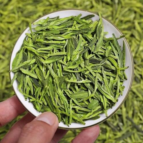 New tea in 2021 Hangzhou West Lake Longjing tea green tea Mingqian super Longjing tea canned in bulk